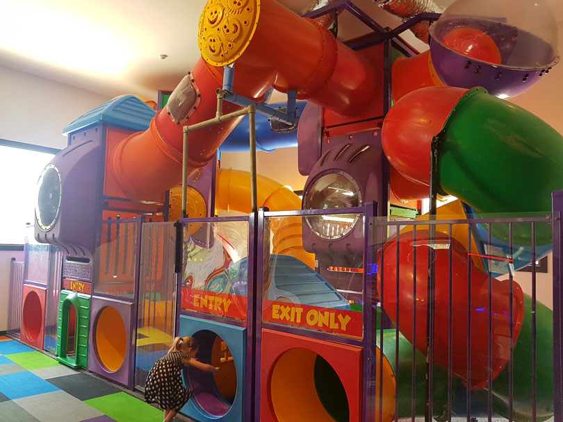 Restaurants with playgrounds near shop me