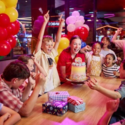 Book Now and Save Big with Timezone and Zone Bowling’s Mega Party Sale!