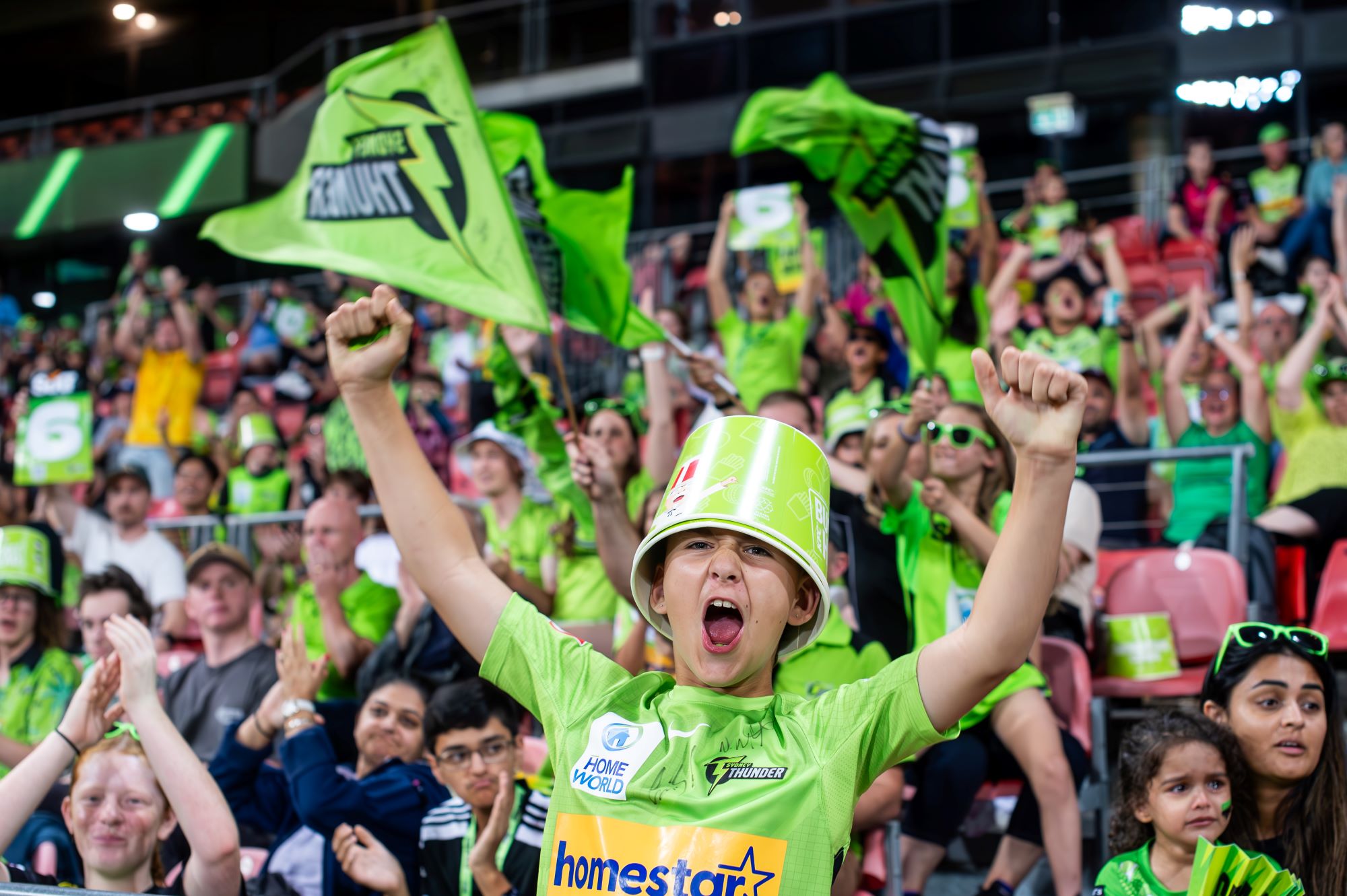 BBL: Sydney Thunder v Hobart Hurricanes