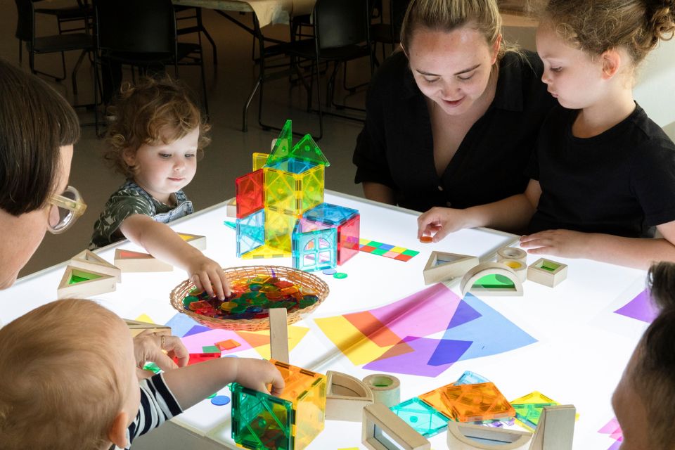 Gallery Playdate for Ages 6 months – 5 years